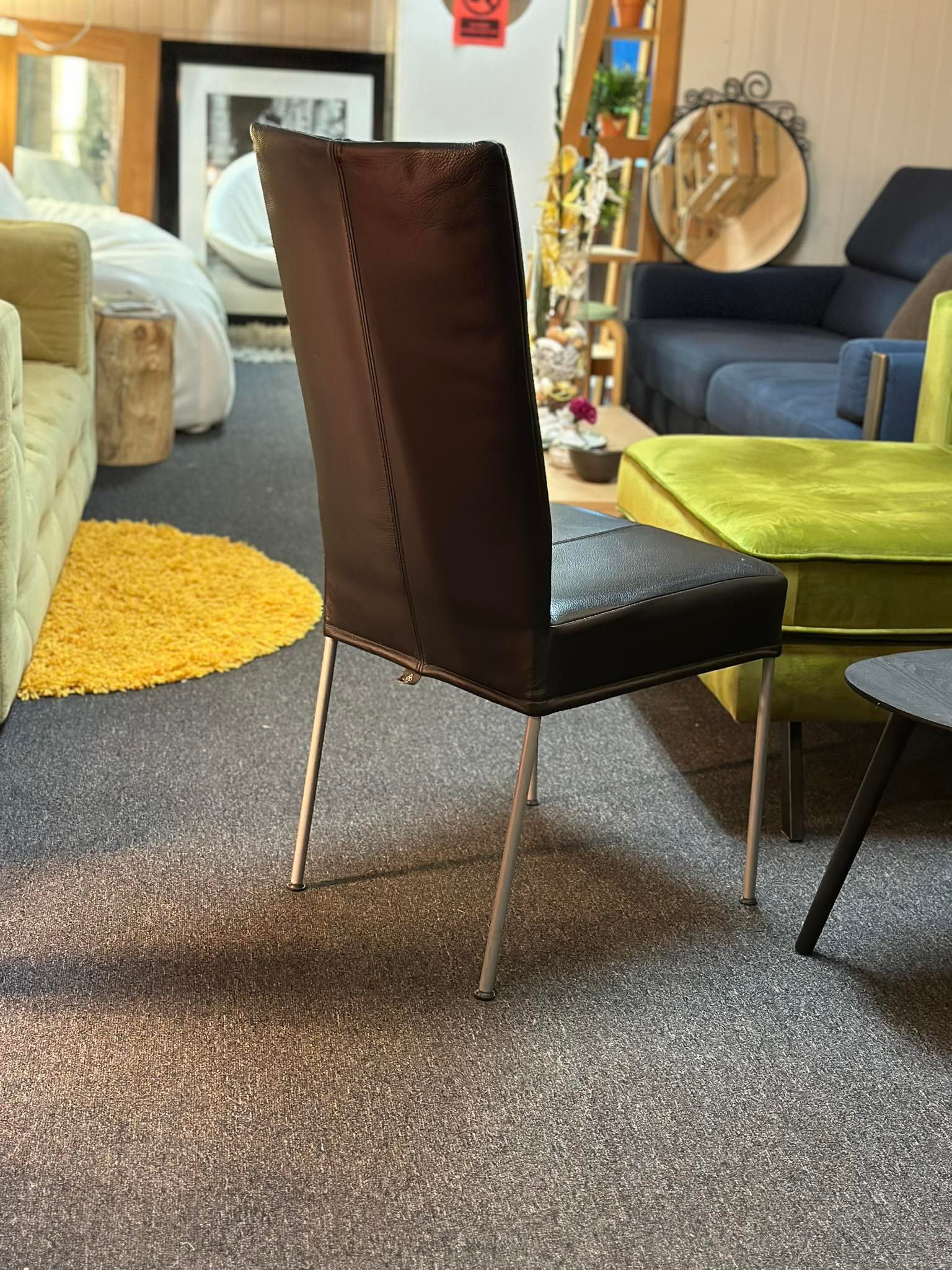 6x Chaises salle à manger en cuir noir - Image 3