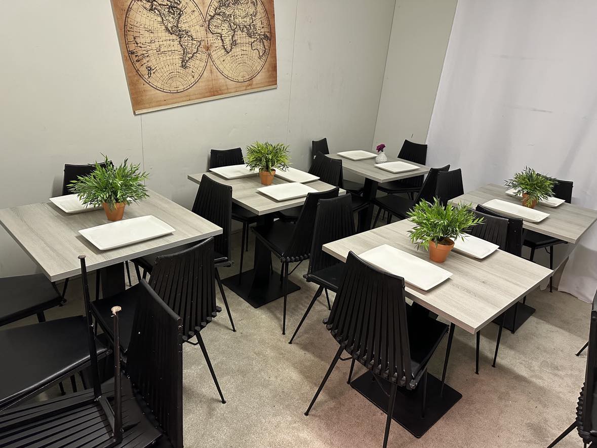 Tables HORECA 2 personnes 70x70cm (7 pièce disponible) - Image 2