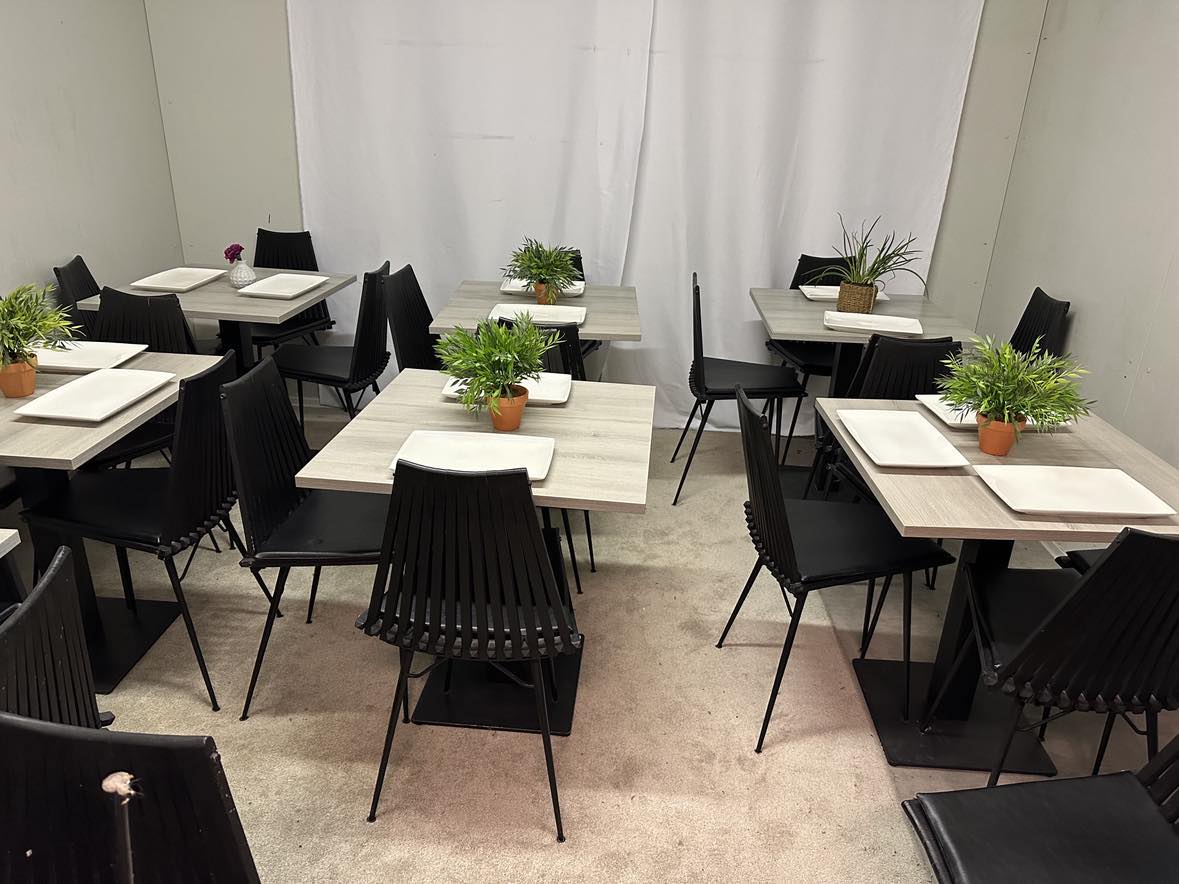 Tables HORECA 2 personnes 70x70cm (7 pièce disponible) - Image 3