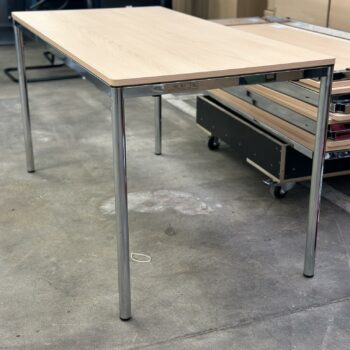 Bureau/table de réunion "Weisner Hager"