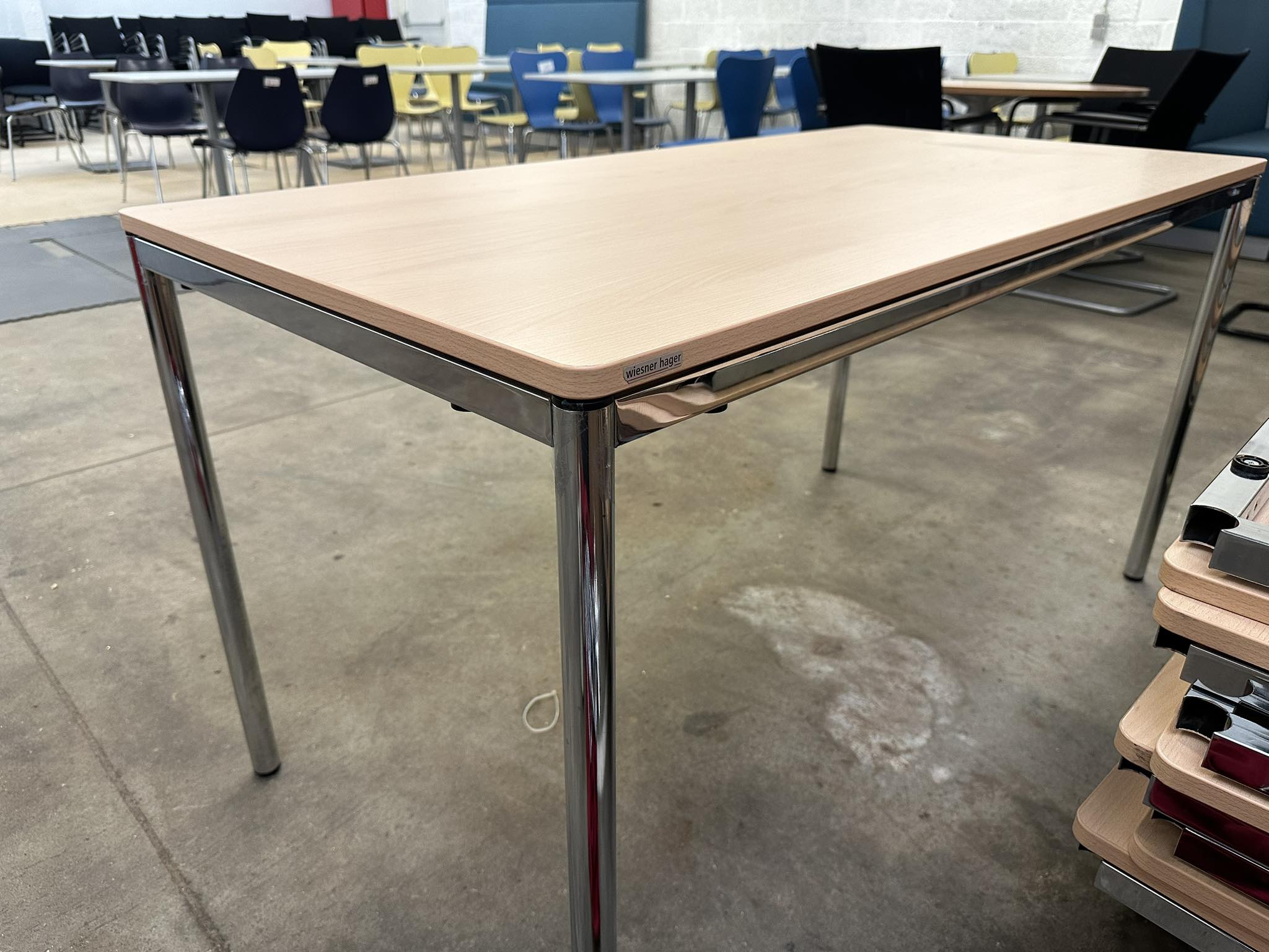 Bureau/table de réunion "Weisner Hager" - Image 2