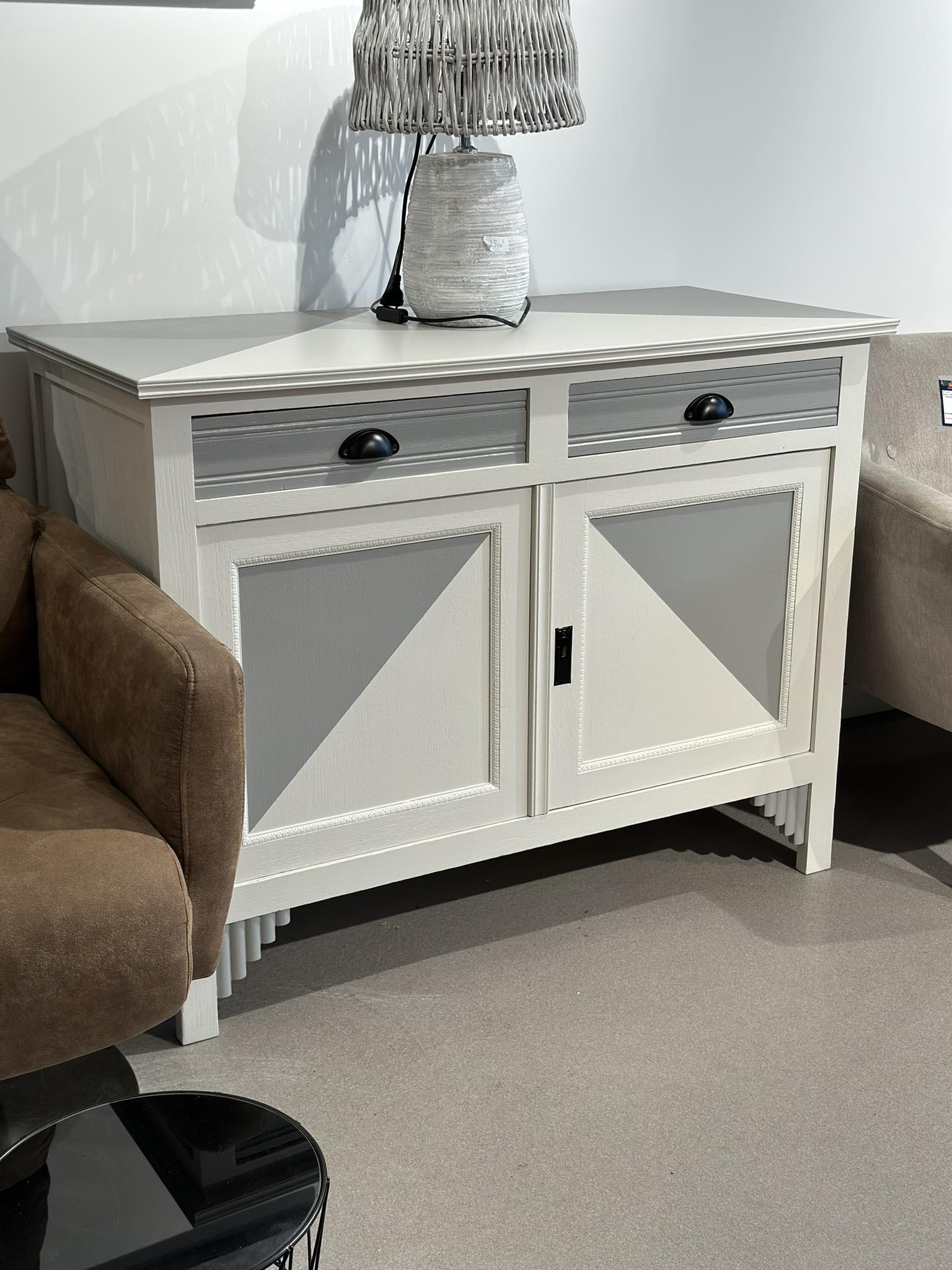 Meuble de rangement / commode