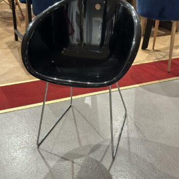 Chaises design "Pedrali" - (29 pièces disponibles)