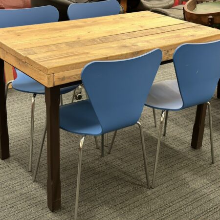 Table à manger en bois 4 personnes (3 pièces disponibles)