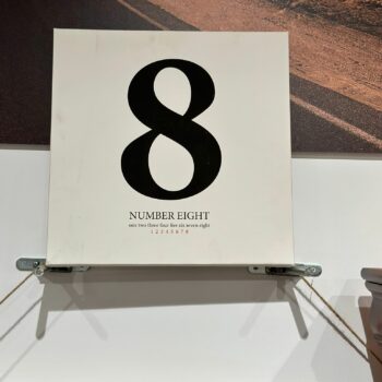 Cadre décoratif numéro 8 (blanc)