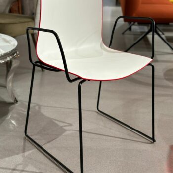 Chaise luge avec accoudoirs - Arper - Catifa 46