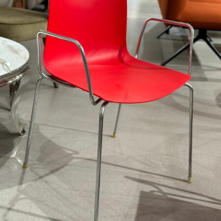 Chaise luge avec accoudoirs - Arper - Catifa 46