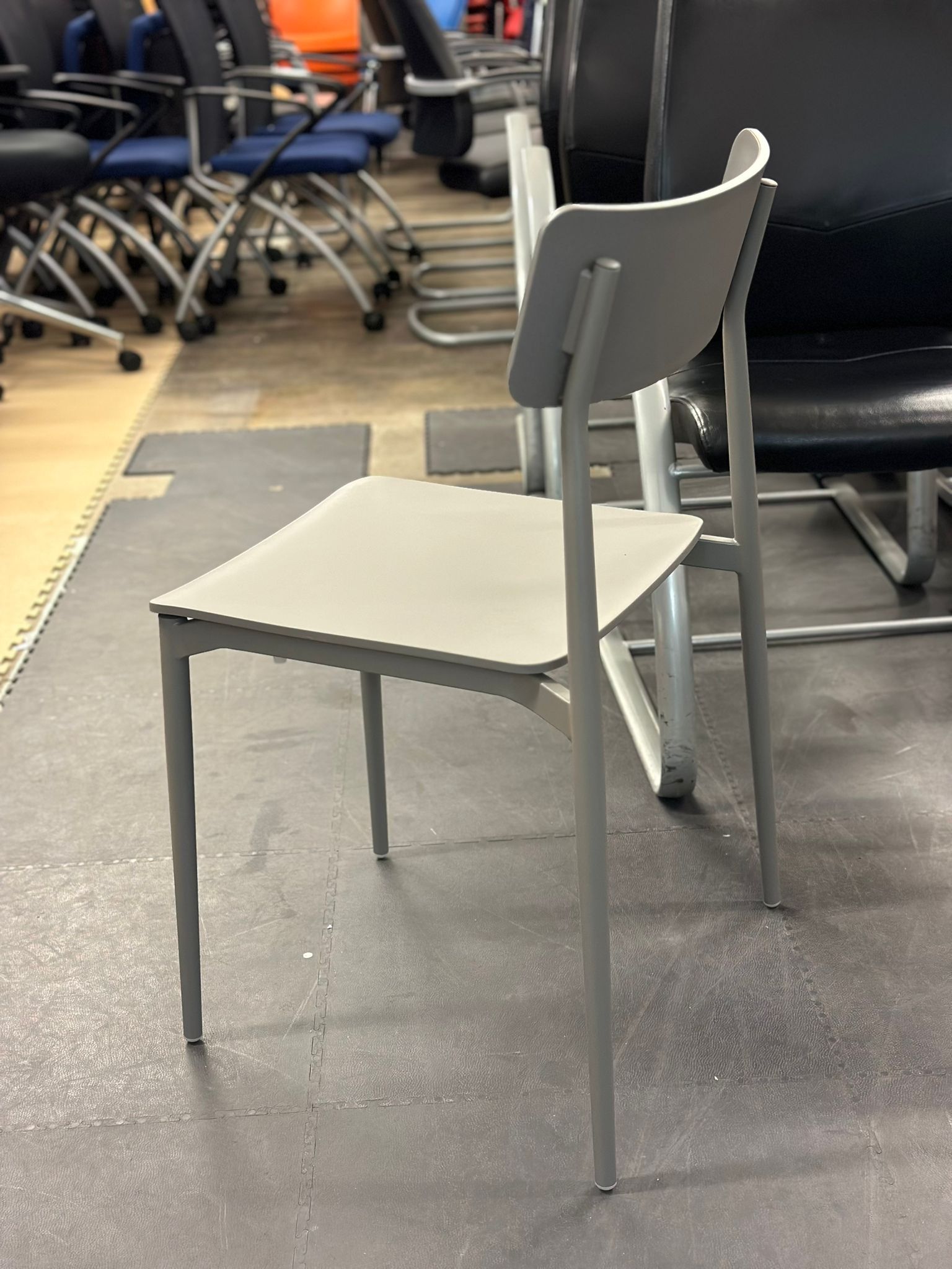 Chaise acier et polypropylène - CULT SERGIS - Image 2