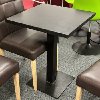 Table à manger 2 personnes (4 pièces disponibles)