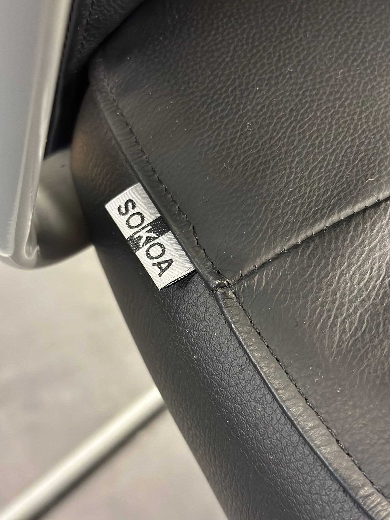 Chaise de bureau en cuir SOKOA - EDEN (6 pièces disponibles) - Image 4