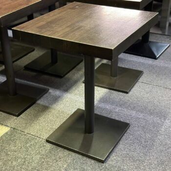 Tables HORECA 2 personnes 60x60cm