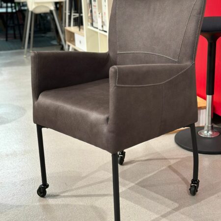 Chaise/Fauteuil sur roulette