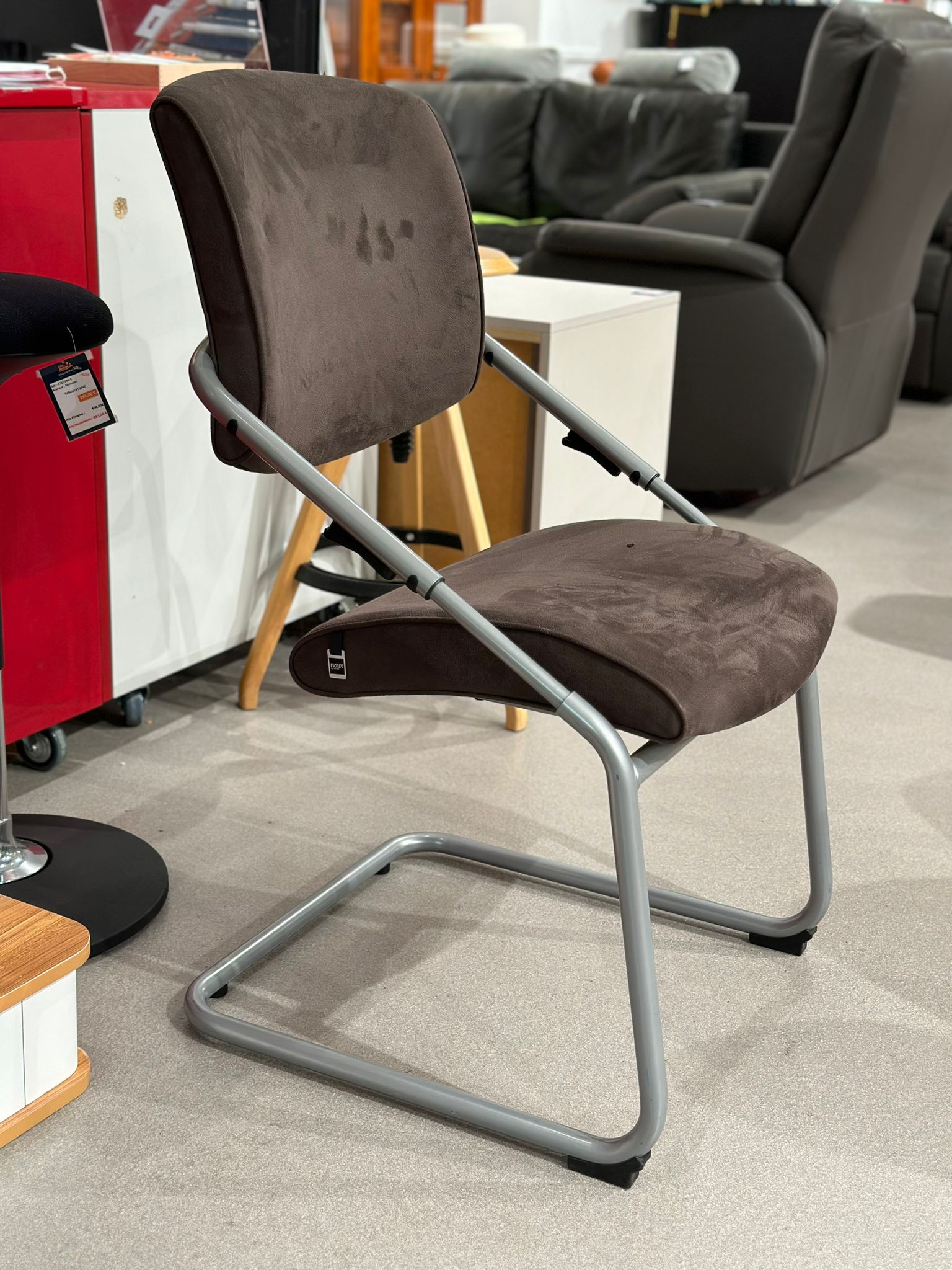 Chaise design en dossier ajustable alcantara/nubuck - Hülsta - Image 2