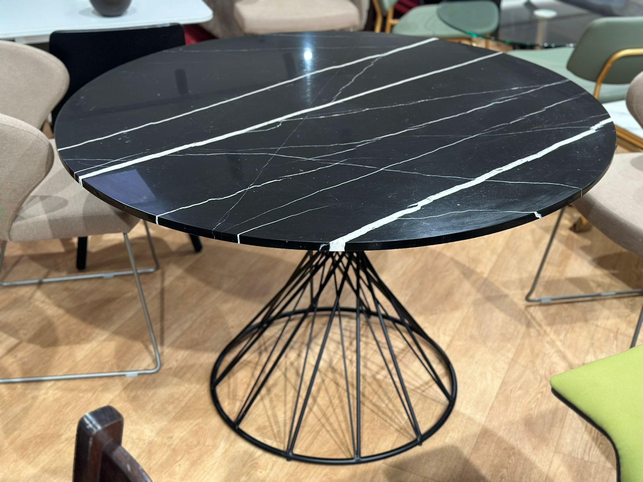 Table design ronde en marbre - Image 2