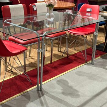 Table à manger design en verre