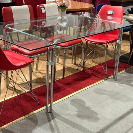 Table à manger design en verre