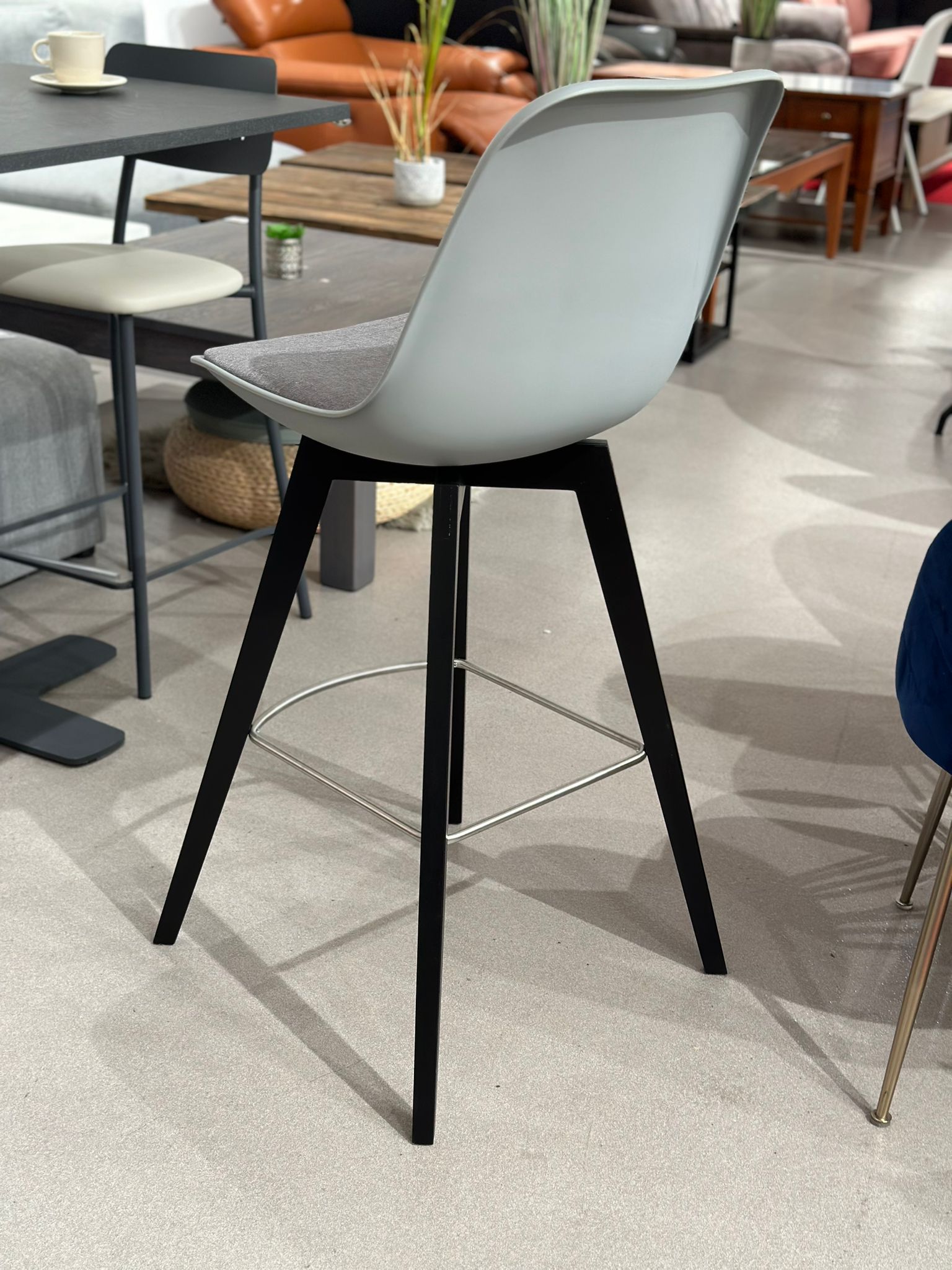 2x Tabourets de bar style scandinave (4 pièces disponibles) - Image 3