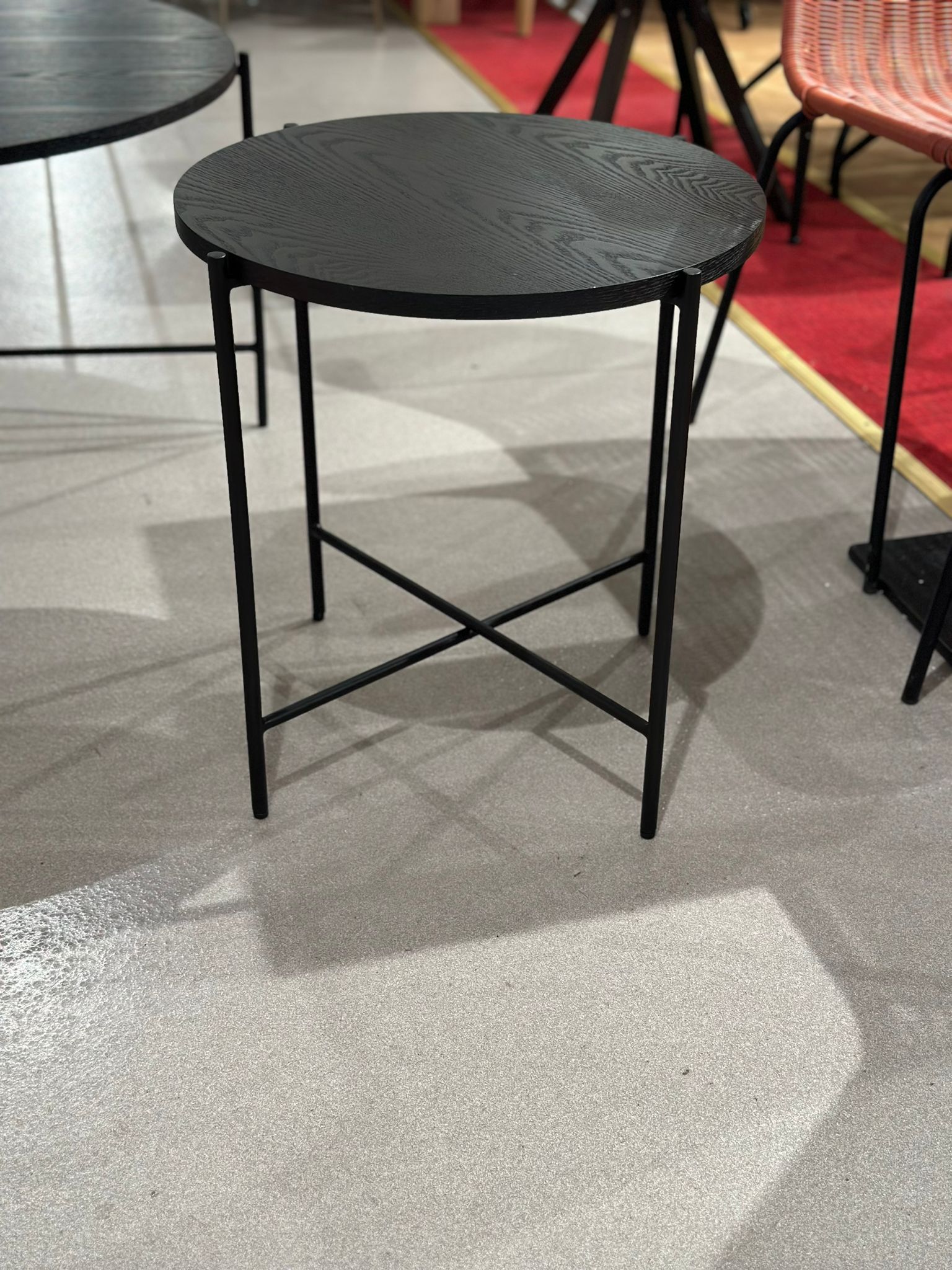 Set table de salon noir ronde gigognes - Image 3