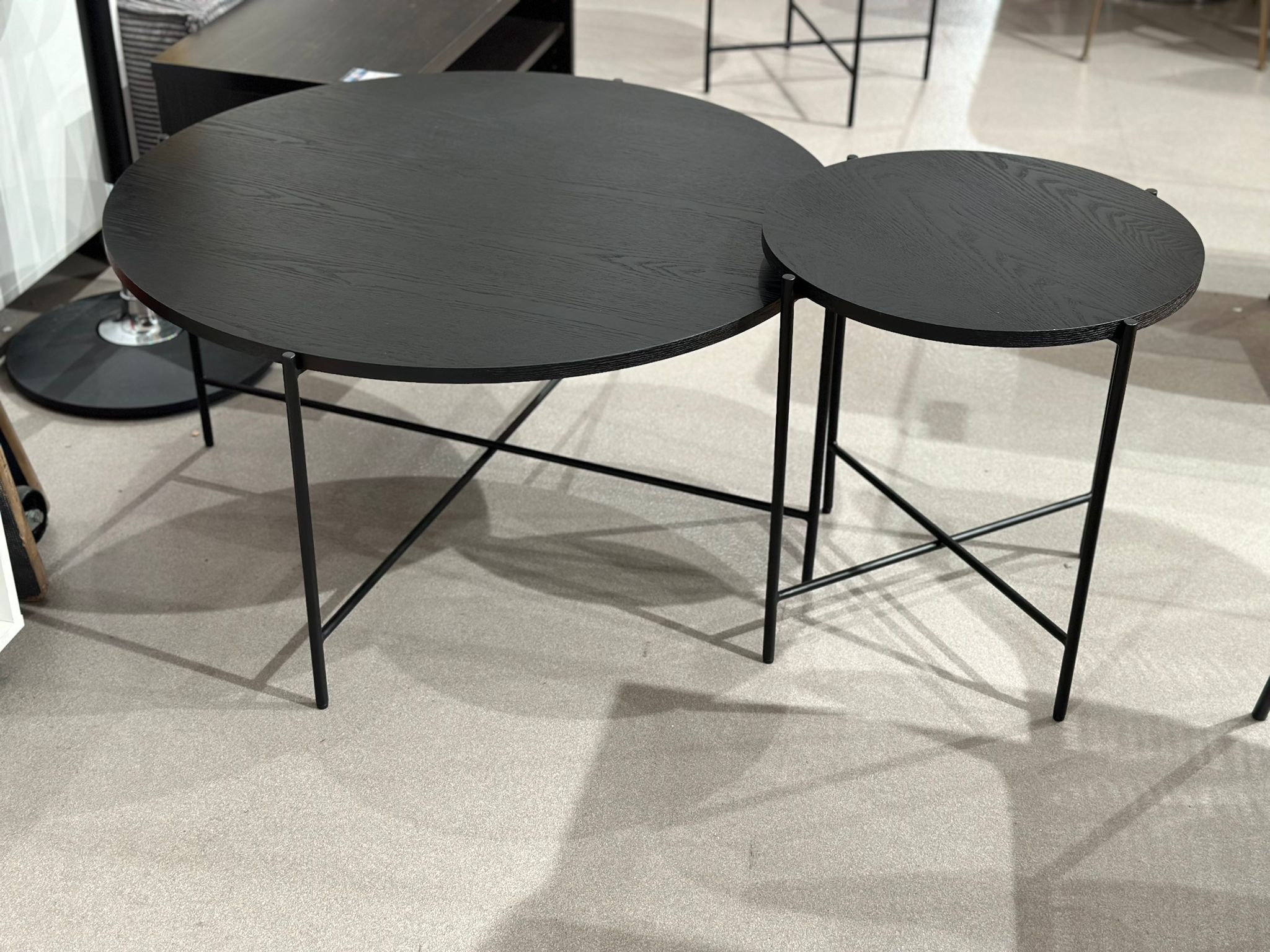 Set table de salon noir ronde gigognes