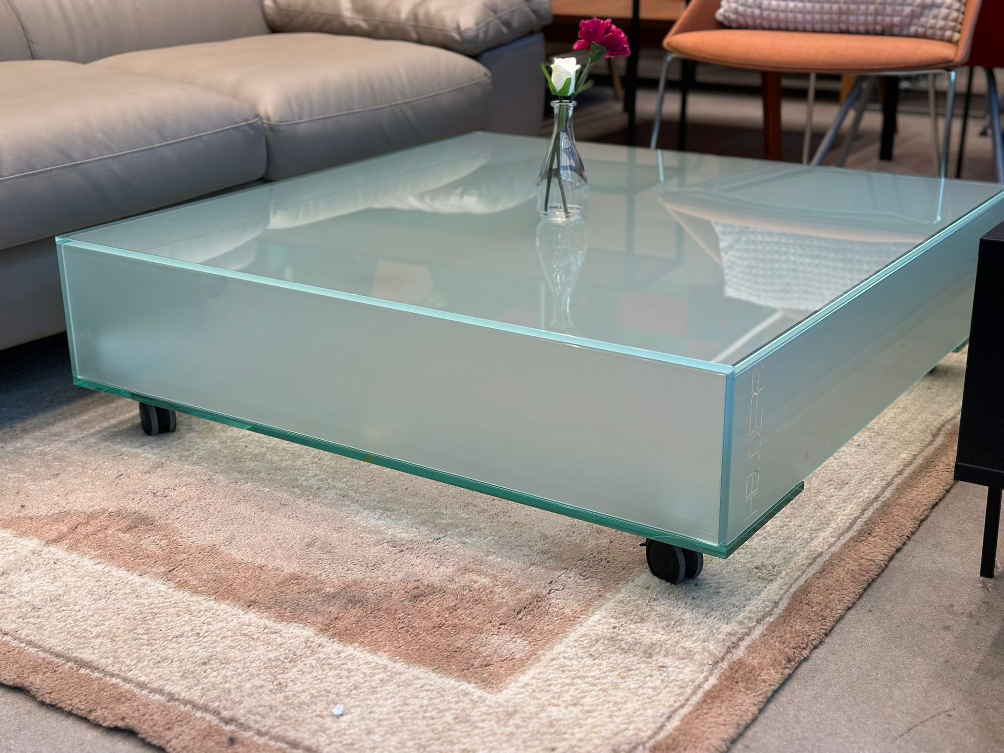 Table de salon en verre design - HELDERR