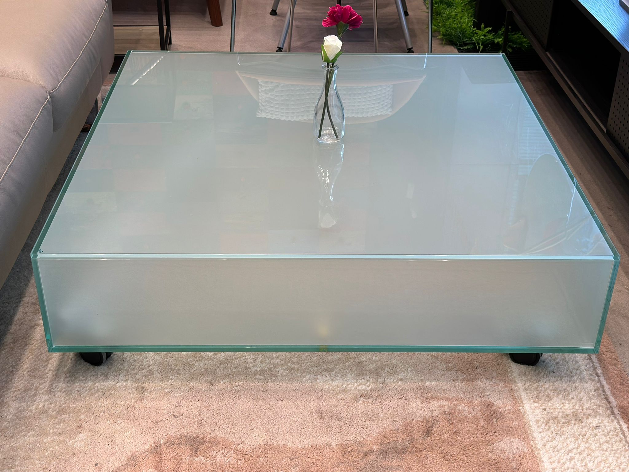 Table de salon en verre design - HELDERR - Image 3