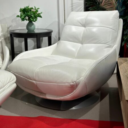 Fauteuil en cuir pivotant - Chateau D'Ax