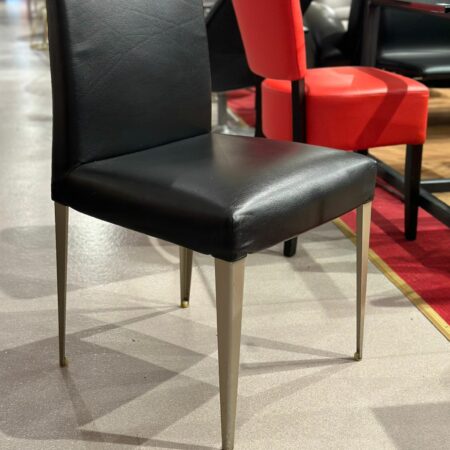 Chaise en cuir design B&B ITALIA - Melandra (37 pièces disponibles)