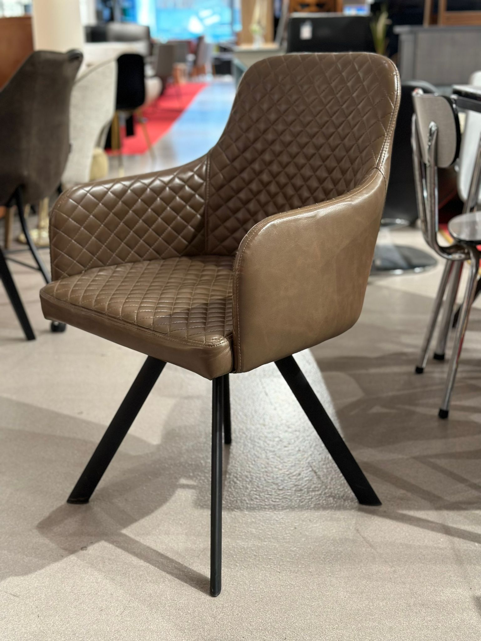 Chaises design salle à manger en similicuir - Image 2