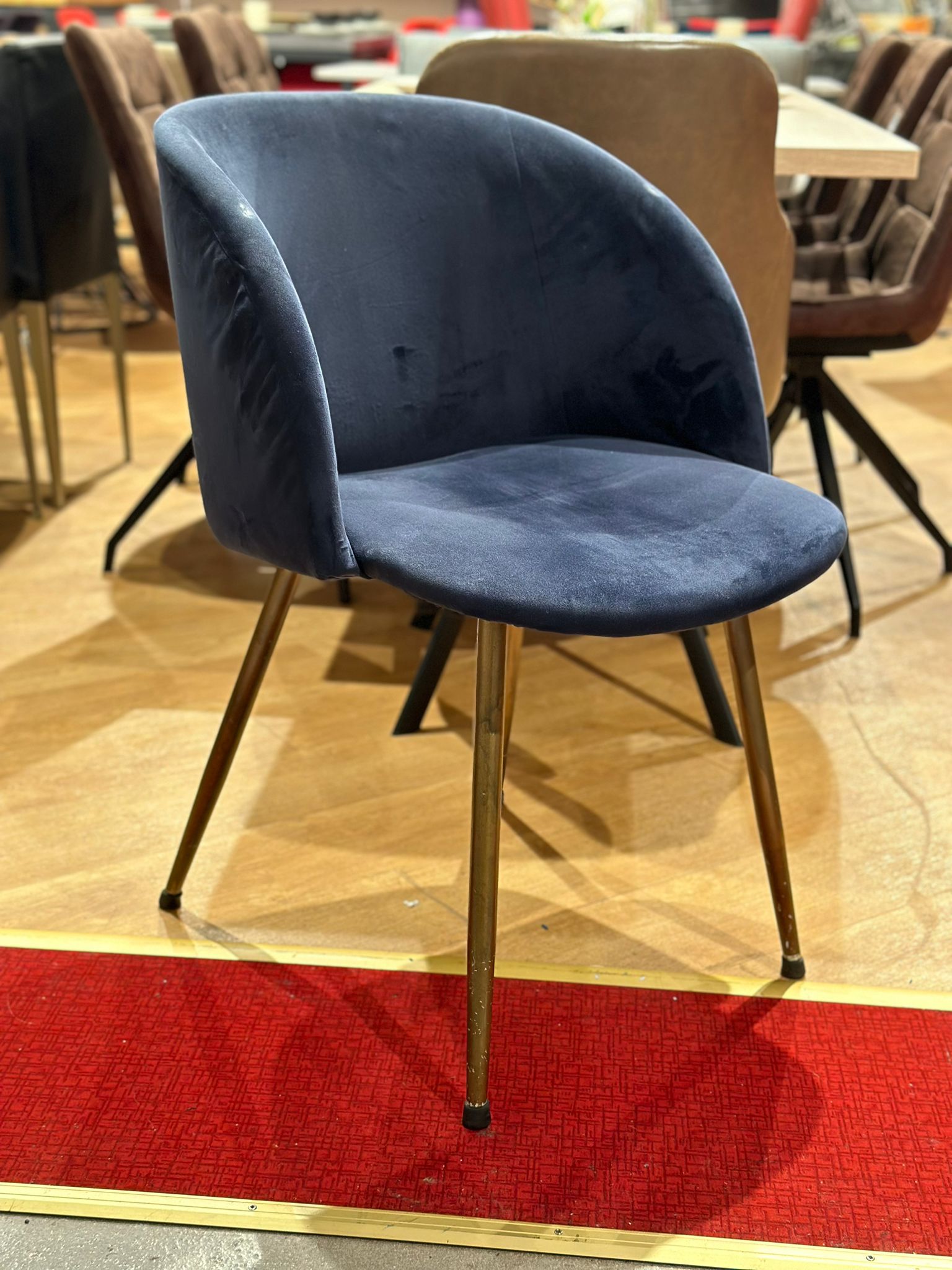 Chaise/Fauteuil en velours - Bleu (4 pièces disponible) - Image 3