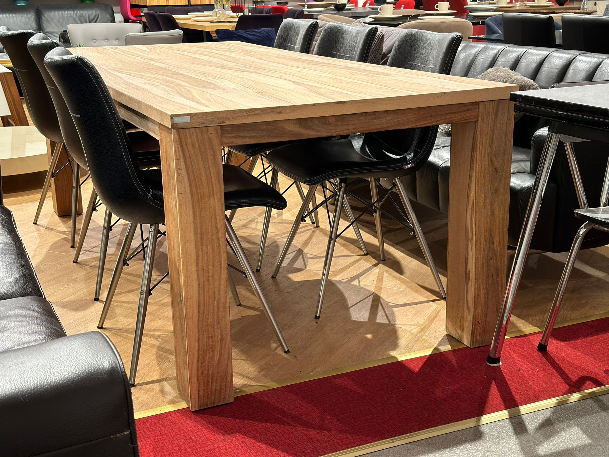 Table à manger en bois ACACIA - XOOON - Image 2