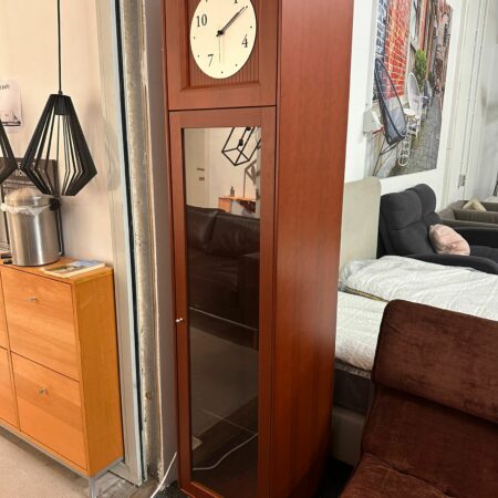 Meuble vitrine - Horloge