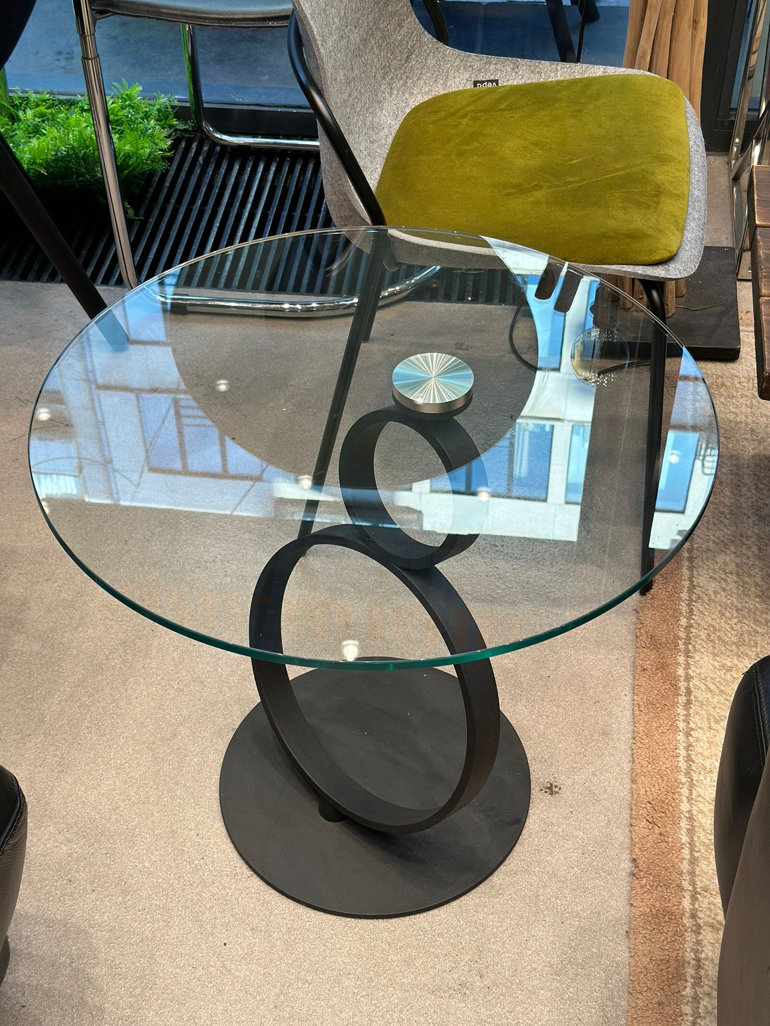 Table d'appoint/de salon ronde design en verre - Image 3